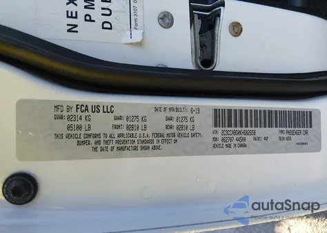 2019 Chrysler 300 300S из США, поврежденный, VIN 2C3CCABG0KH682658